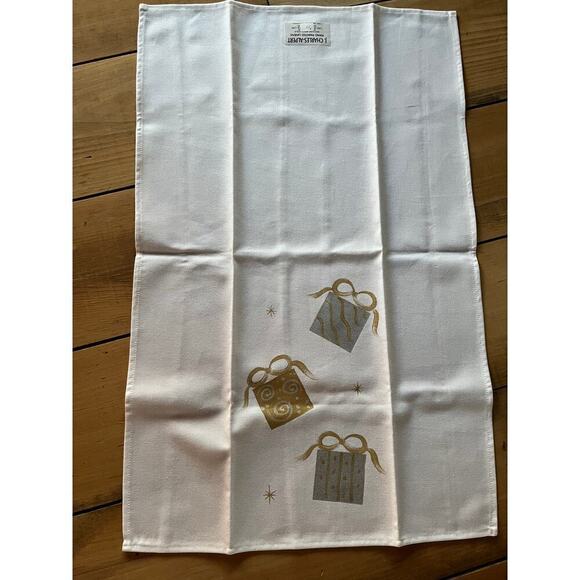 NWT! 2 Vintage Hand Painted Christmas Linen towel. Presents. J. Charles-Alpert - Picture 5 of 5